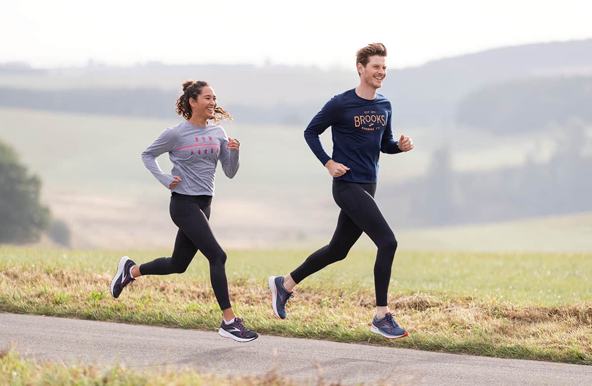 Specıal shoes for achilles pain