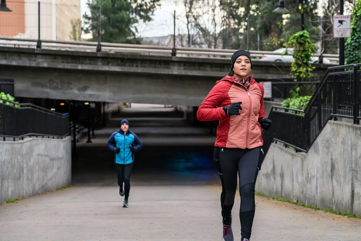 People wear running gloves in cold weather