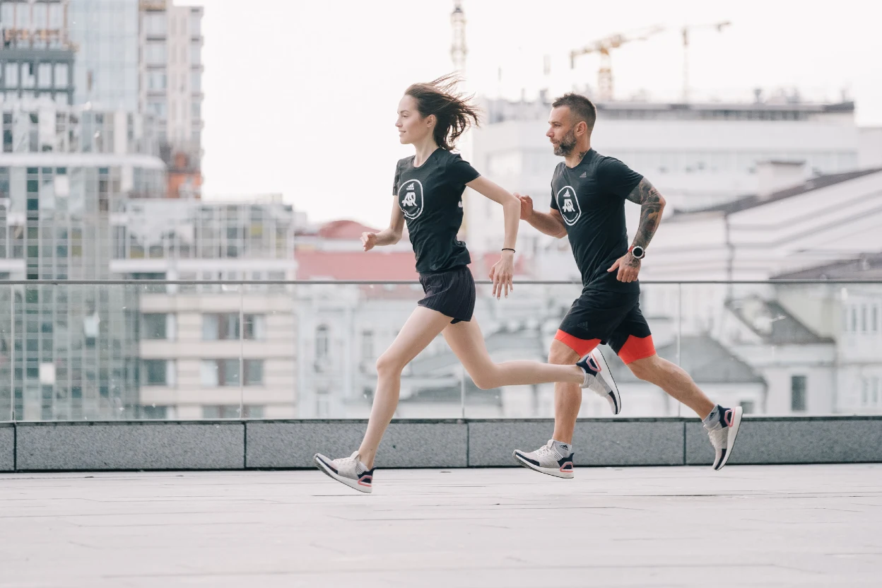 Runners of different fitness levels run 2 mile