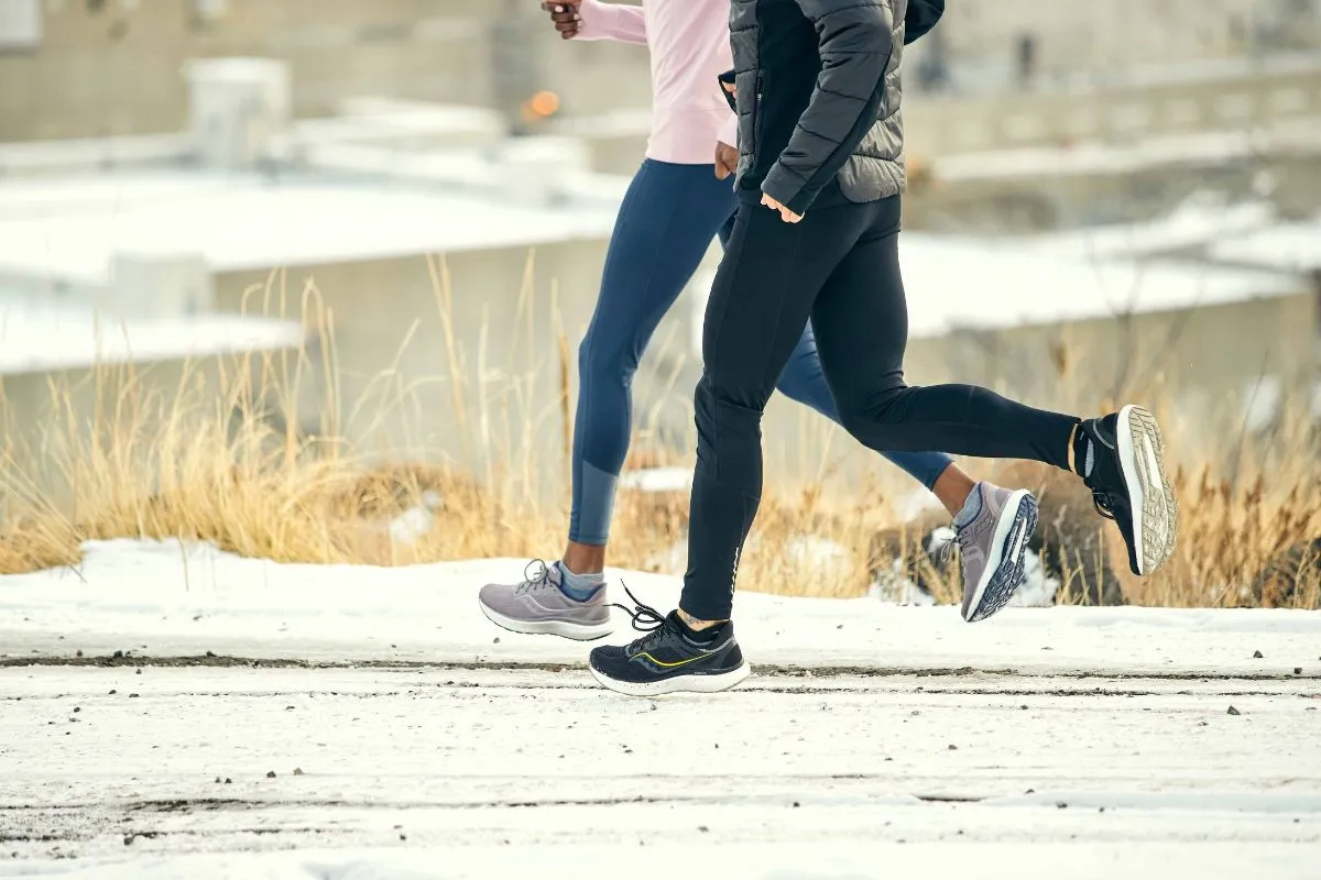 People running in Saucony stability running shoe