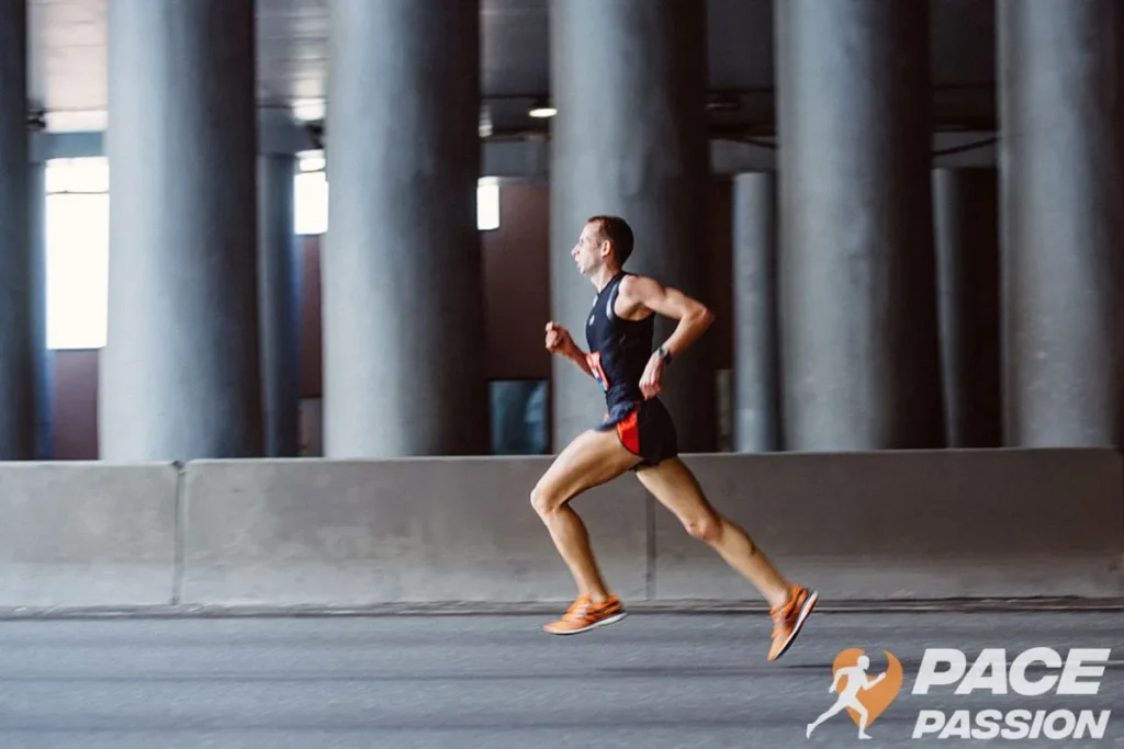 Male runner covers the distance 6k