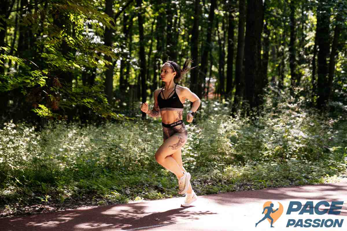 Runner maintains a steady pace to prevent side cramps