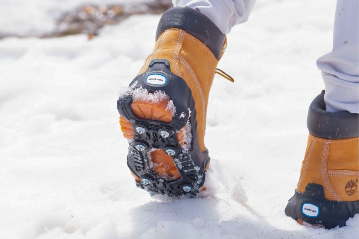 Trail running crampons