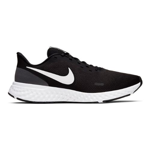 Nike Revolution 5